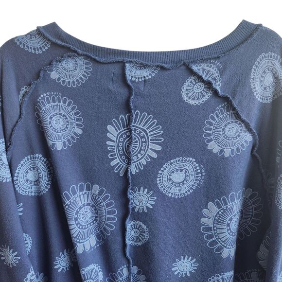 Life Is Good Womens Blue Crewneck Sweatshirt-Raw Seams-AllOverCelestial Print L - Picture 6 of 12